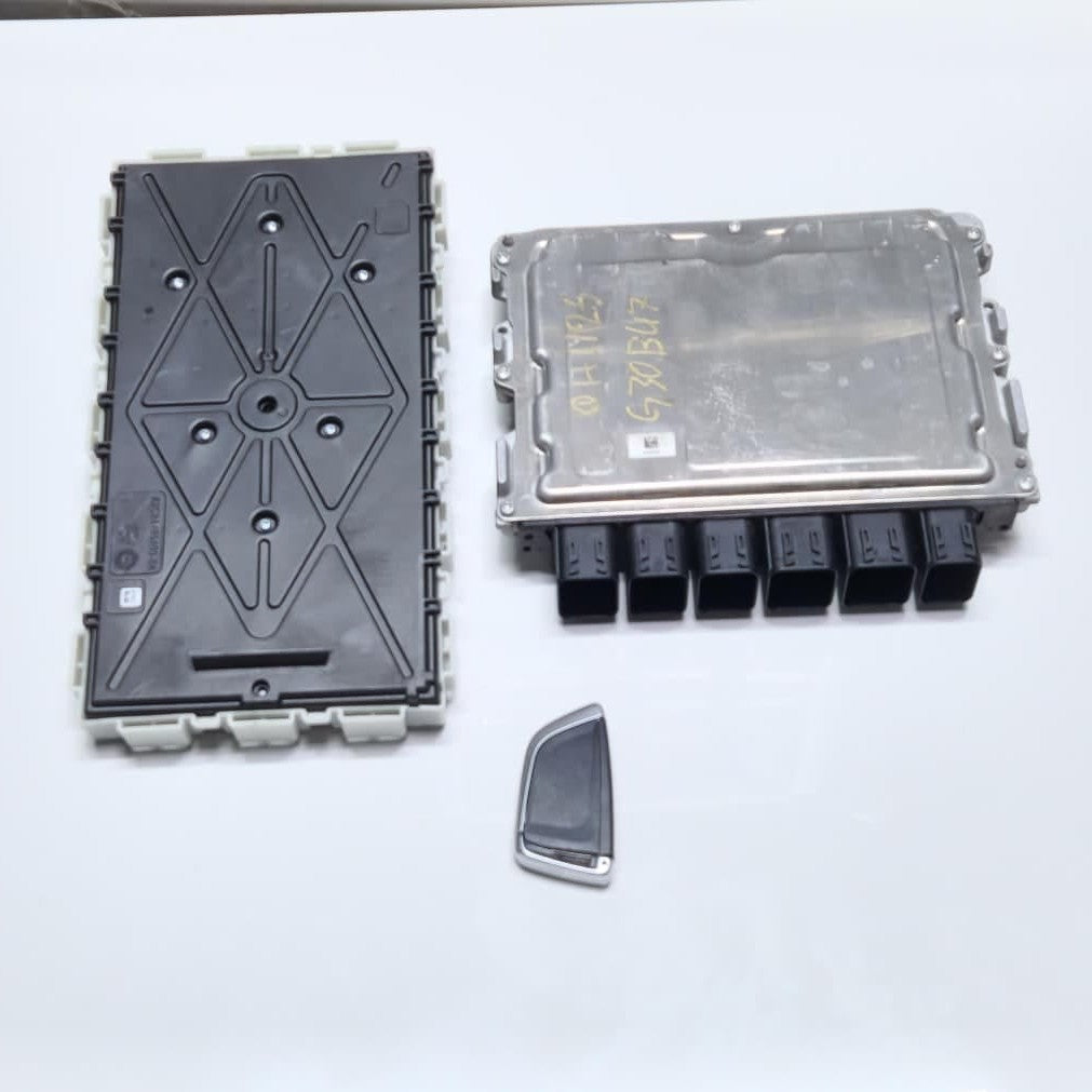 2017-20 BMW 5 Series 530D 2.5 Engine Control Unit 9886573 G30 OEM ECU SET RHD