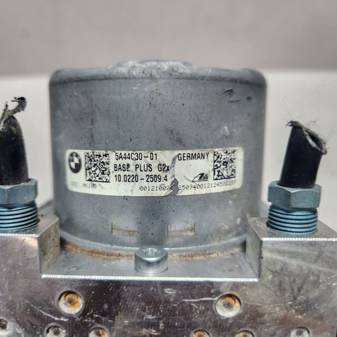 2022 BMW 330i Anti-Lock Brake Control Module 5A44C31 330i and 3 Series G20 G21