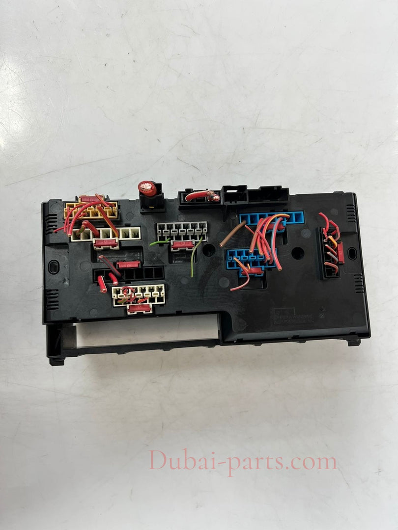 2008-16 BMW 535i F10 F11 F12 F13 F01 Front Power Distribution Box 9252815 OEM