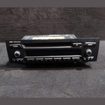 Bild in die Galerieansicht laden, BMW X1 E84 OEM CD DECK HEAD AUDIO UNIT MADE IN JAPAN P/N 9263462