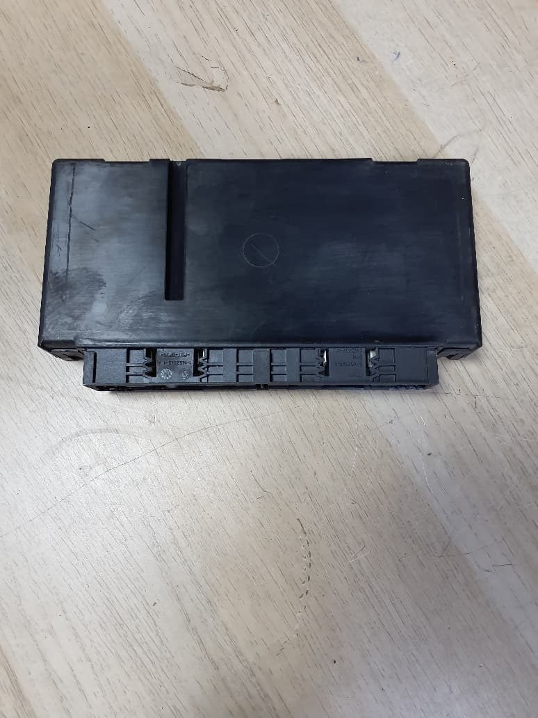 BMW E60 E61 Body Control Module Junction Box 6969011 01 5wk49111 Siemens