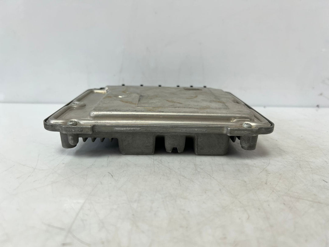 2015 BMW  F10 520d F20 120d F30 320D Engine Control Unit ECU DDE 8578995 OEM