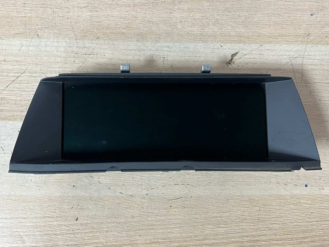 BMW Central Information Display Screen 9216580 7 Series F01 F02 F03 F04. CIC