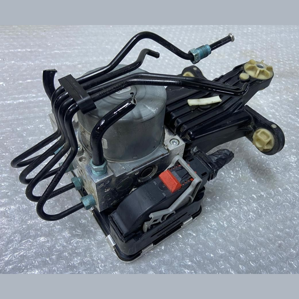 OEM 2021 BMW G20 G26 ABS PUMP ASSEMBLY 5A44C38-01 - 5A44C39