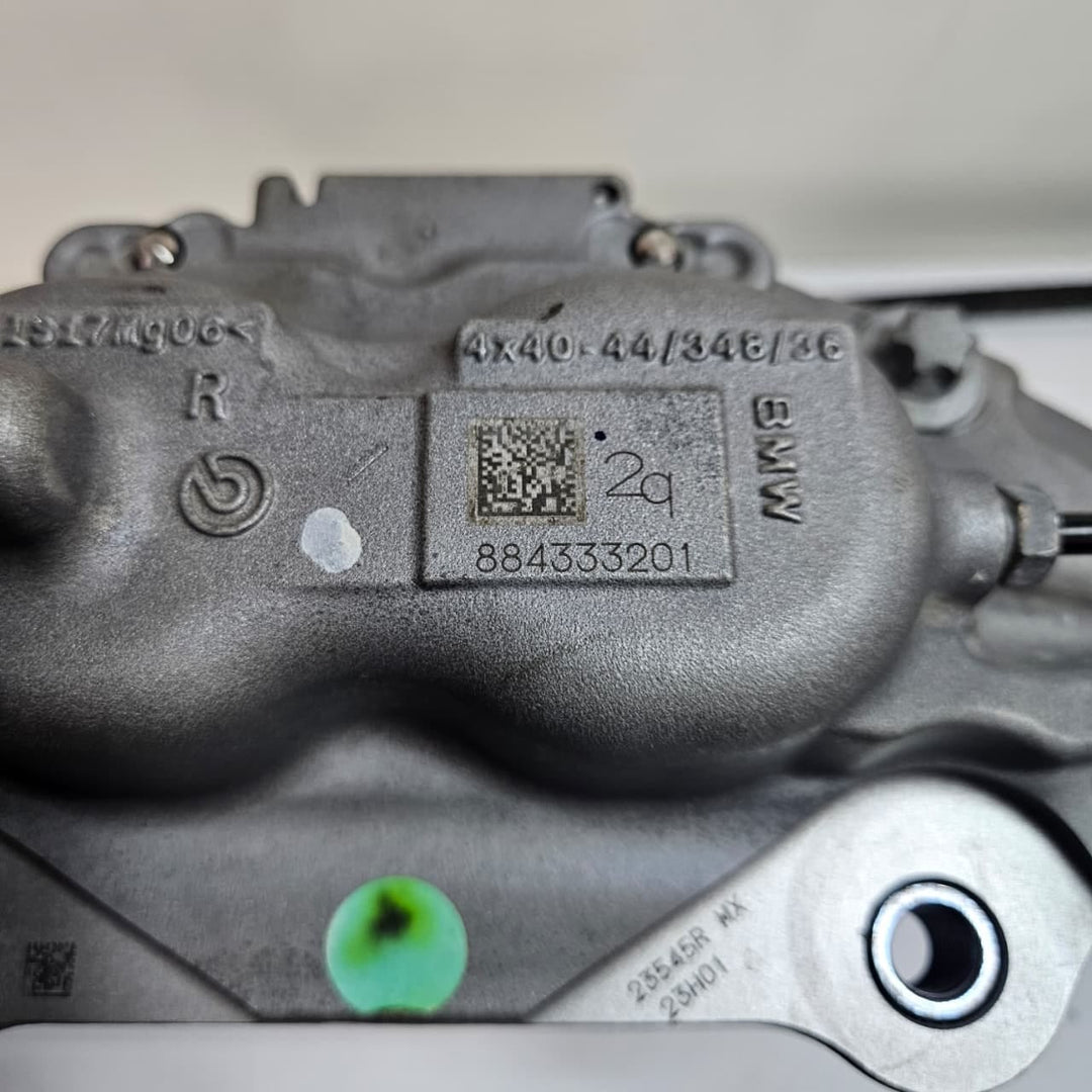2019-2025 BMW X5 X6 X7 Front Right Left Brake Caliper 8843332-8843331 OEM 