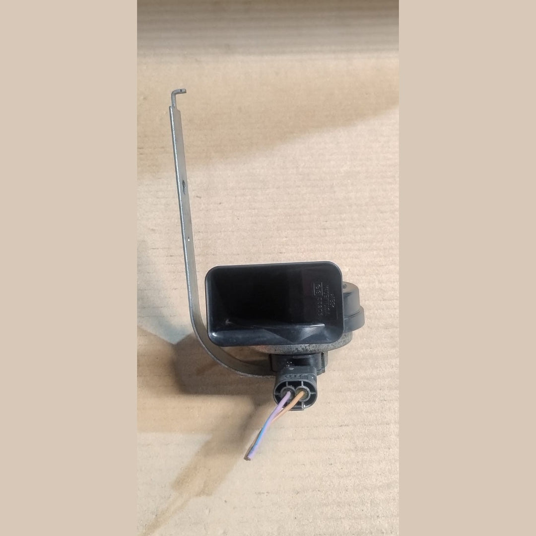 BMW X6 F16 3.0 Diesel Horn Alarm Signal (OEM, A046495)