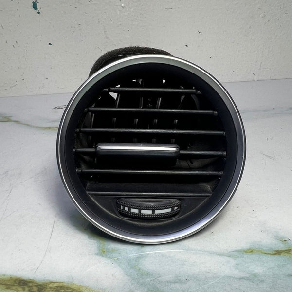 Mercedes Dashboard Air Vent A2048306654 C-Class W204 C220