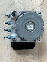 Load image into Gallery viewer, 2015-2019 BMW 328i M4 F30 ABS Anti-Lock Brake Pump Module 6871110 OEM