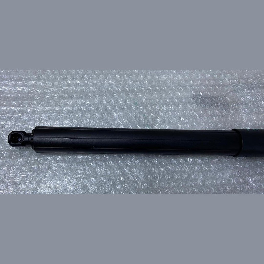 OEM BMW M440I G26 GRAN COUPE LEFT SIDE SPINDLE DRIVE LINKS – 7487575