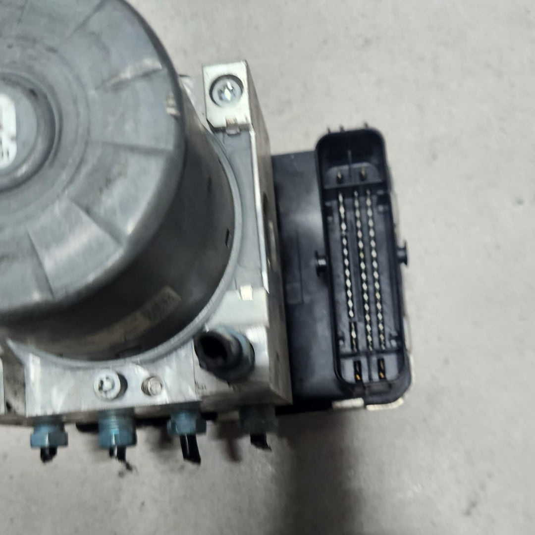 2020 BMW 330i Abs Pump Control Module 5A09E46 3 Series G20 G21