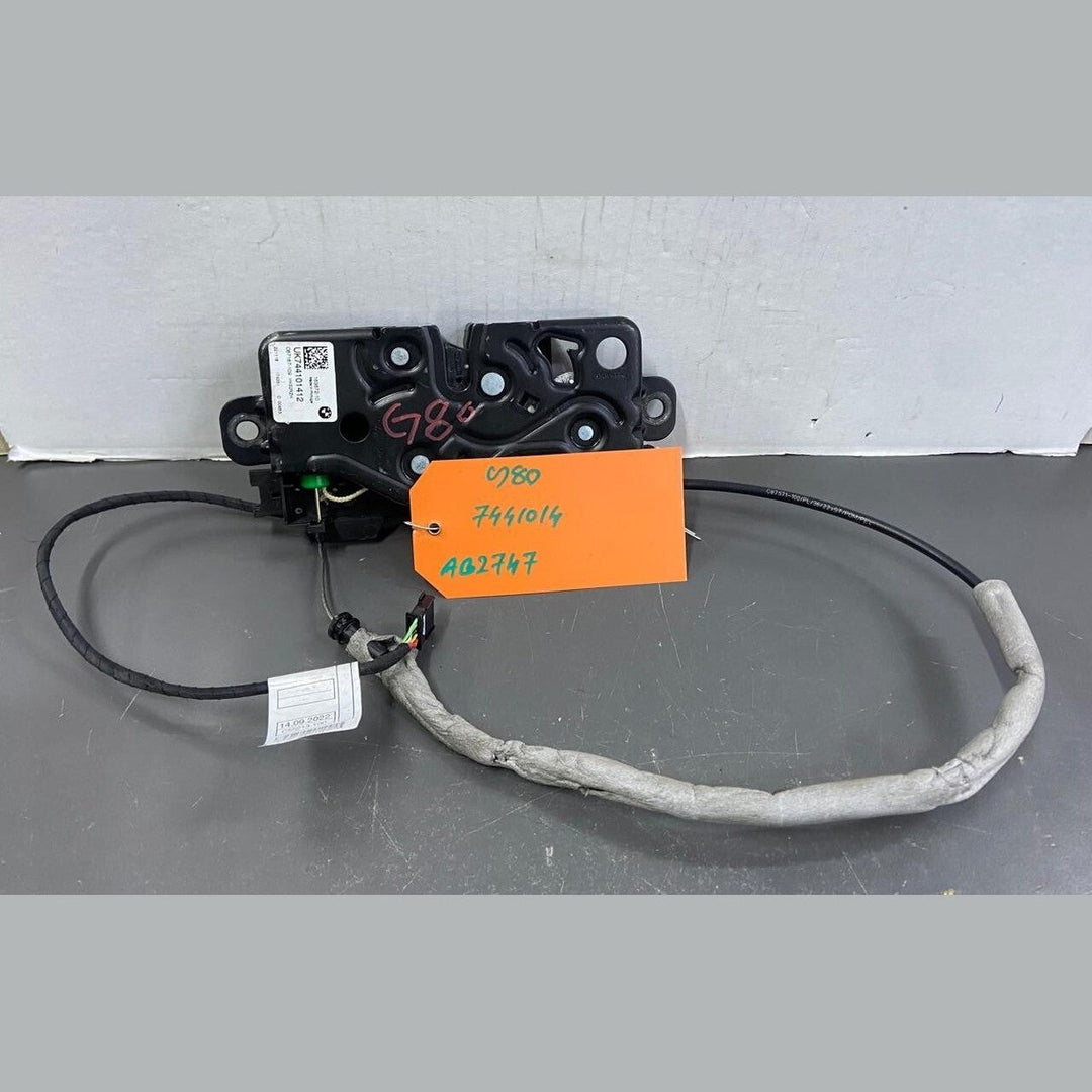 OEM 2015-2023 BMW 530i 540 M5 M8 G12 G80 Trunk Lid Lock Latch 7441014