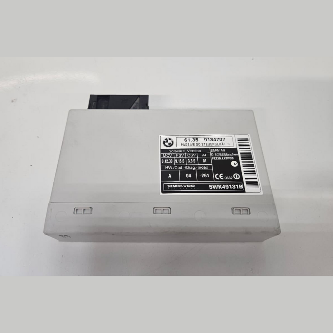 OEM BMW E60 E63 E70 E71 Comfort Keyless Passive Access Control Module 9134707