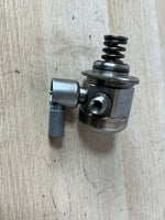 Load image into Gallery viewer, 2010-2013 BMW High Pressure Fuel Pump 7610761 135i, 335i, 535i, 640i, X3, X4 N55