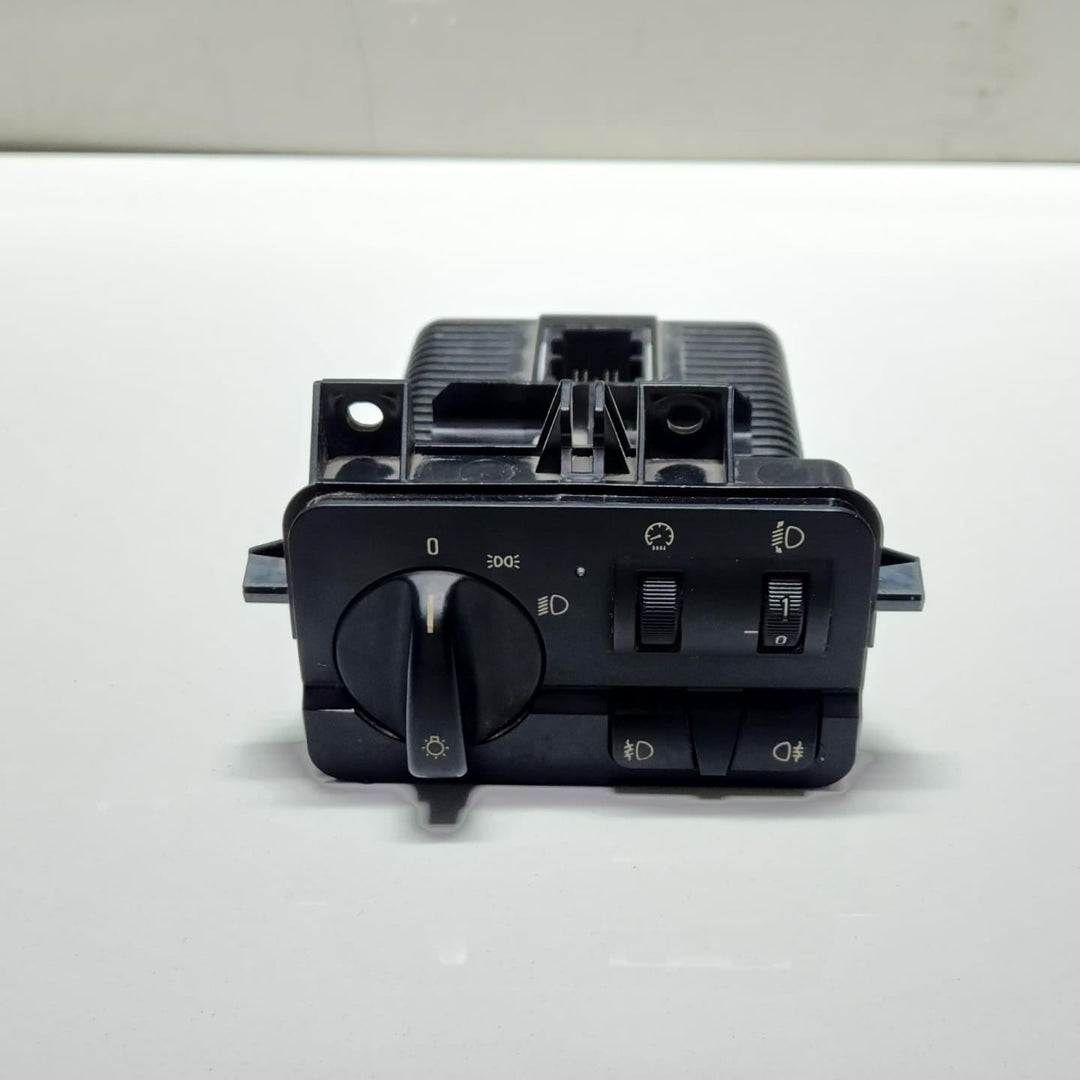 1998-2005 BMW 3 Series Headlight Control Switch 6907947 E46 320d and 330d OEM