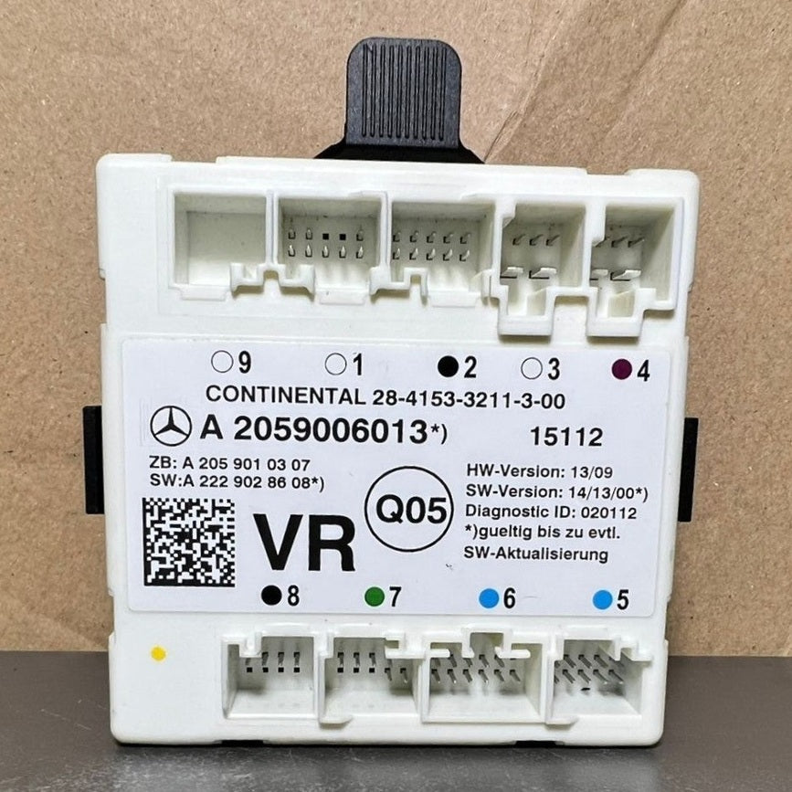 Mercedes-Benz W205 C-Class Front Right Side Door Control Module A205 9006013 OEM