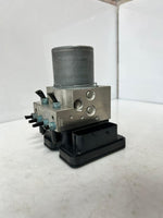 Bild in die Galerieansicht laden, 2012-2016 BMW 5 Series F10 F11 535i Abs Pump Control Module 6865852 OEM