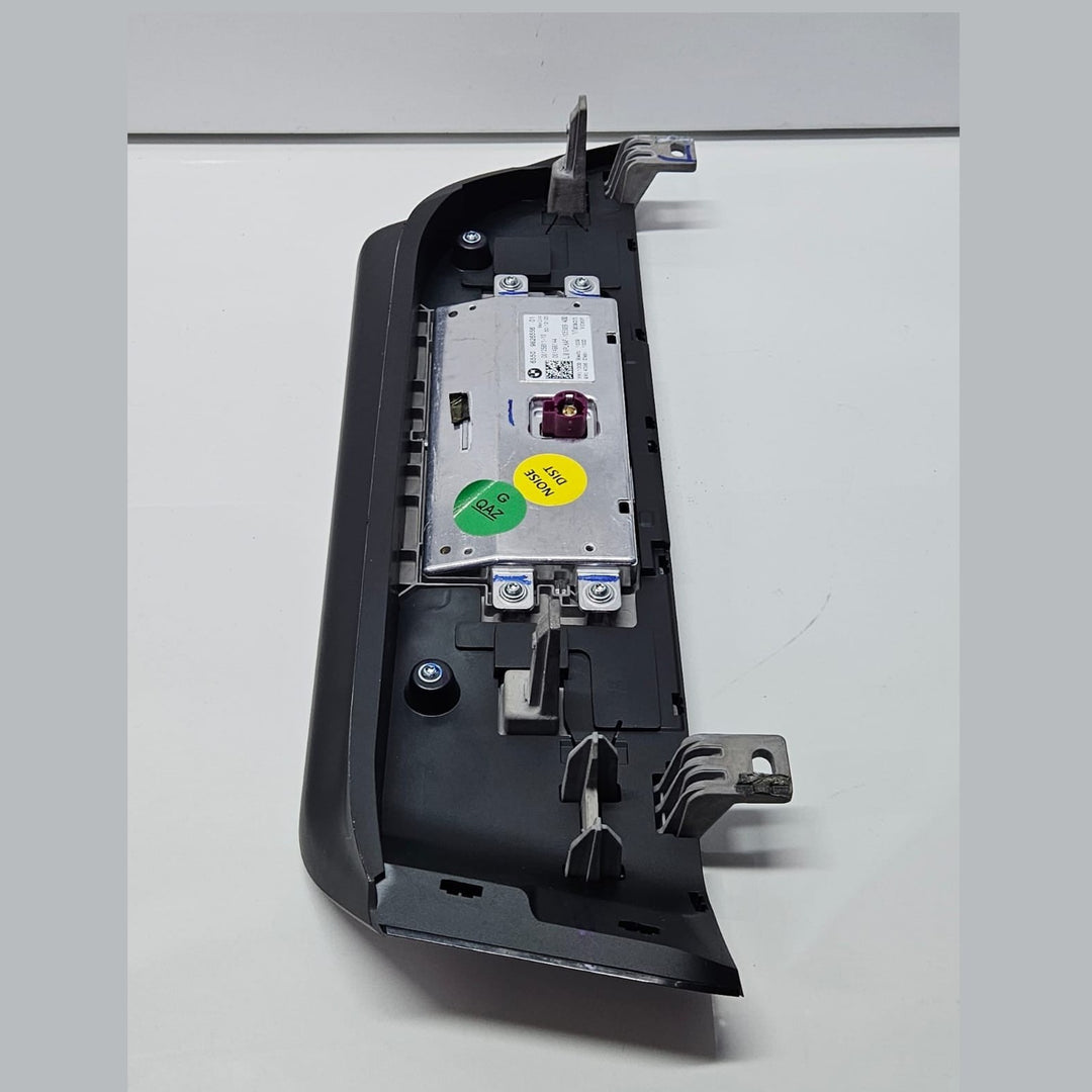 9826556-2018-25 BMW 320i G20 G21 G80 G82 Radio Multifunction Display Screen OEM