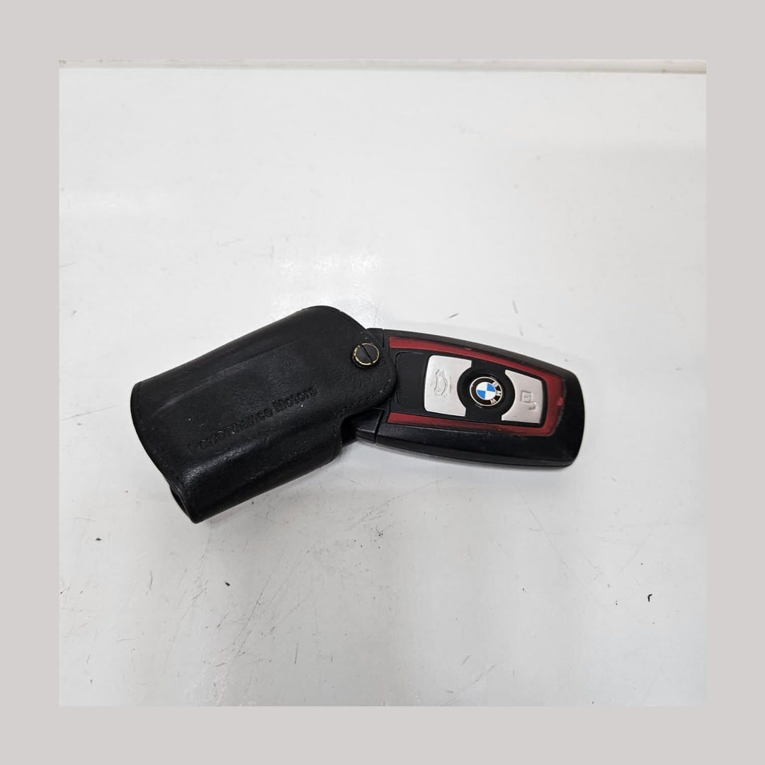 8626172-2014 BMW 5 Series F10 N20 520i MEVD17.2 Engine Control Unit DME Key Set