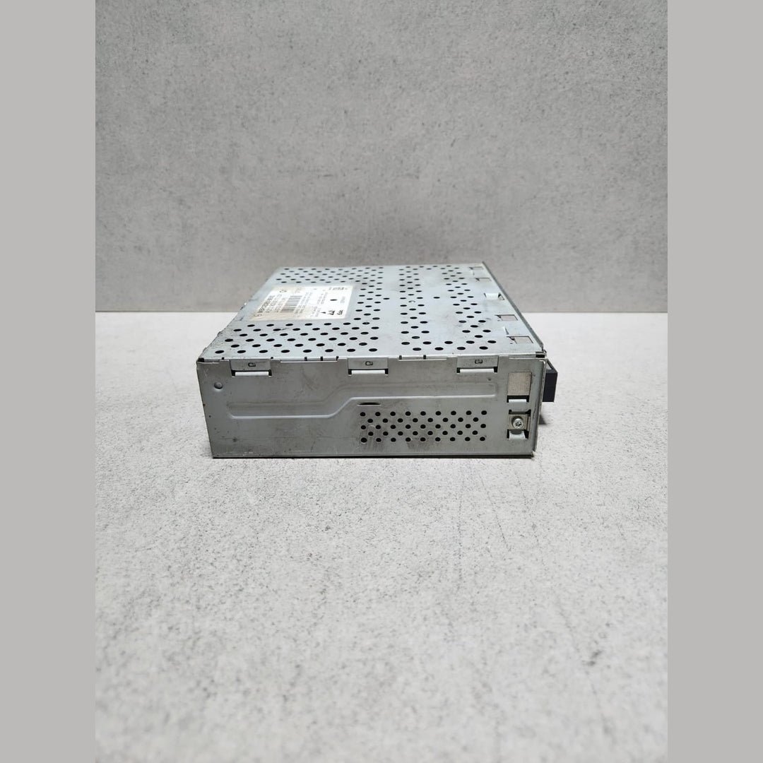 2011-2014 Mercedes-Benz C180 Digital Radio Tv Tuner A2129000017 W212 and C-Class