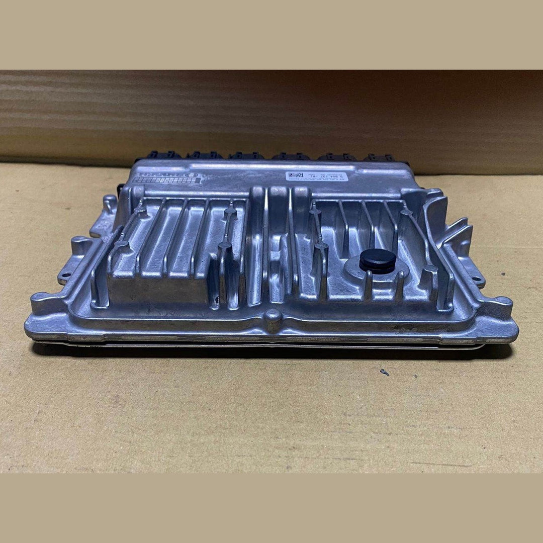 BOSCH BMW Engine Control Unit 9844137