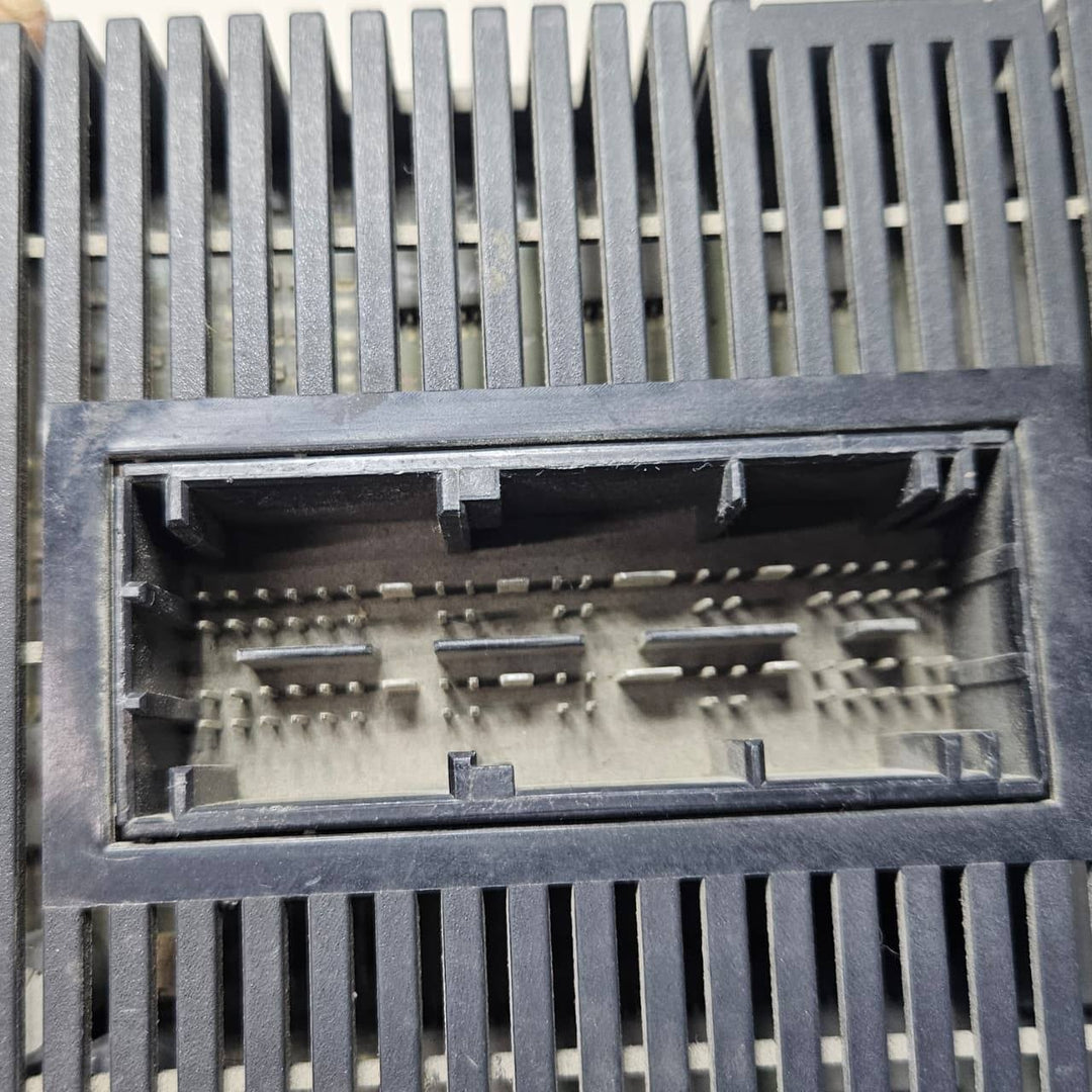 2002-2005 BMW 7 Series E65 E66 745i 760i Light Control Module 6922663