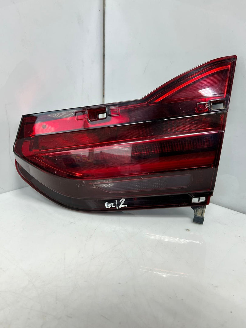 2015 BMW 7 Series G11 G12 Tailgate Light 2583244 OEM
