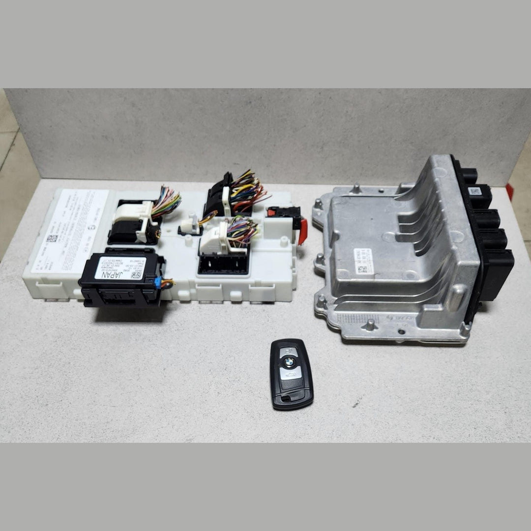 BMW Engine Control Unit 8691836 2 Series F22 218i B38B15A ECU SET 