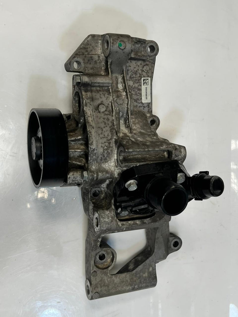 Mini Cooper F55 F56 F57 F45 F46 Coolant Water Pump Support Bracket 2381337