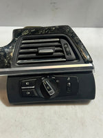 Bild in die Galerieansicht laden, BMW F12, F13, F06 Dashboard Air Vent Grill HEAT BLOWER Right Side 9197487 OEM