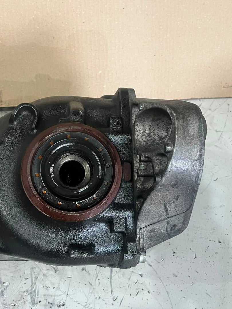 2011-2018 BMW 3 Series F30 F31 F35 RATIO 2.81 Rear Differential 7605589 OEM