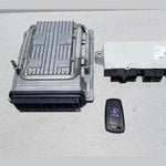 Bild in die Galerieansicht laden, 2009-2015 BMW 750i Engine Control Module 7609670 N63 V8 4.4 ECU SET F02