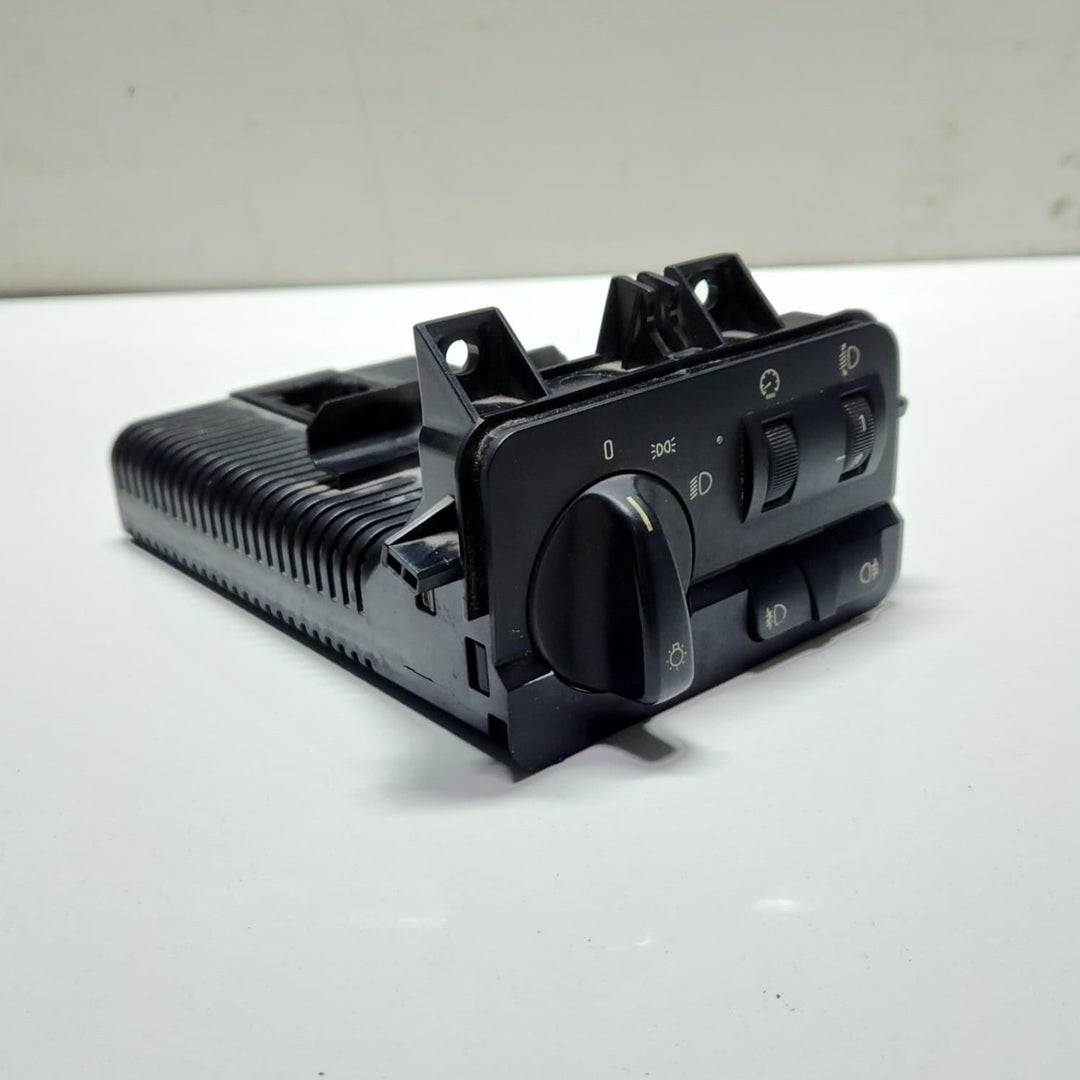 1998-2006 BMW 3 Series Light Switch 6925080 E46 OEM 