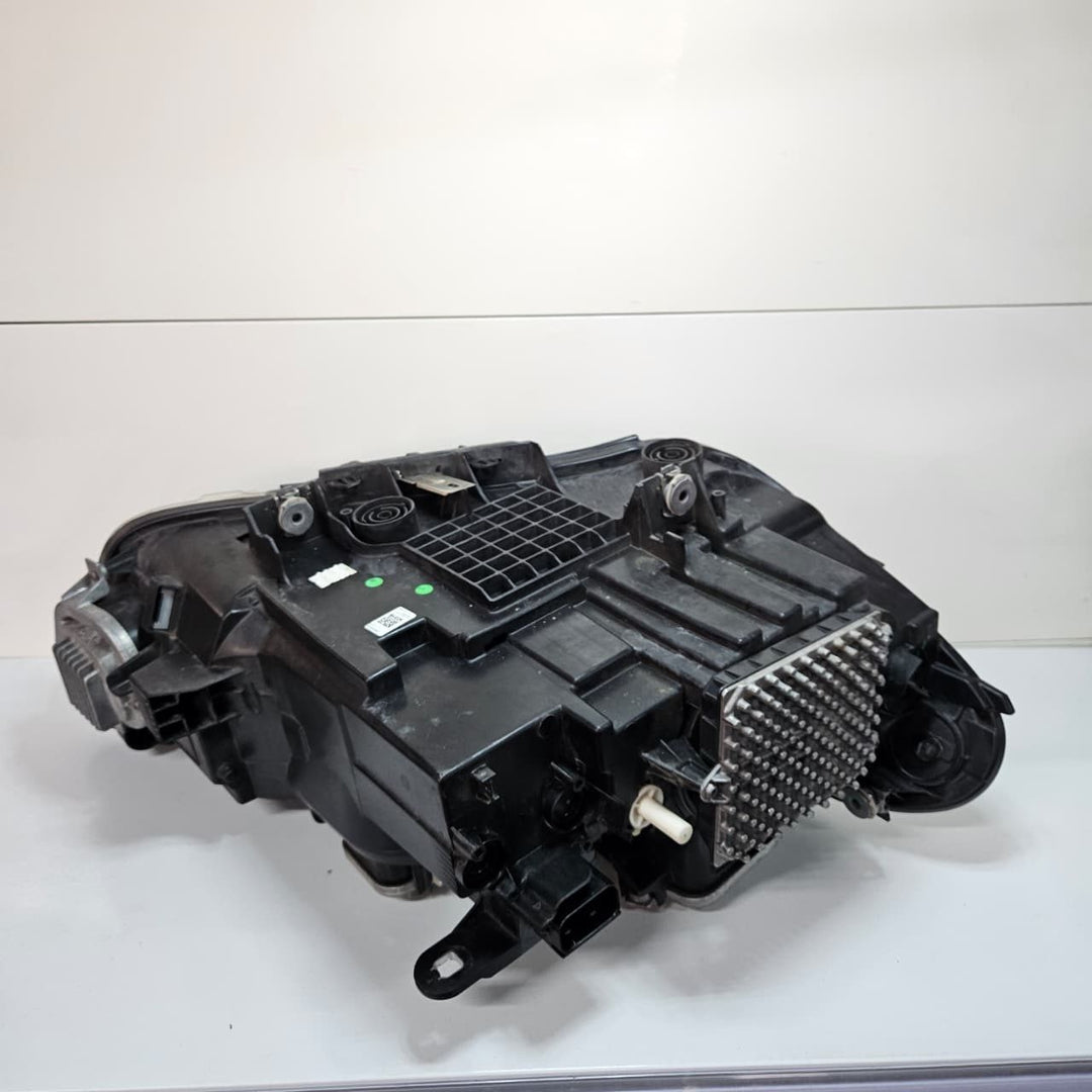 2015-2019 BMW X1 F48 Left Front Headlight 7472221 ECE USED