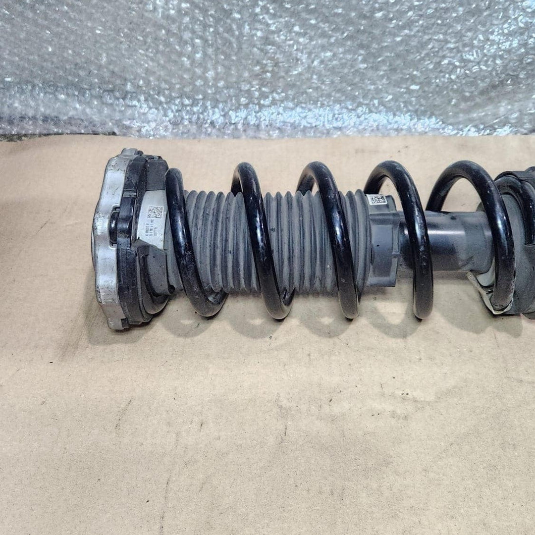 2018-2022 BMW X3 Rear LEFT Shock Absorber 6871801 X3 G01 and X4 G02