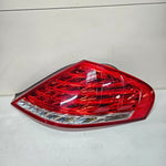 Bild in die Galerieansicht laden, 7177070-2008-2010 BMW 6 Series E63 E64 LCI M6 Rear Right Tail Assembly LED OEM 