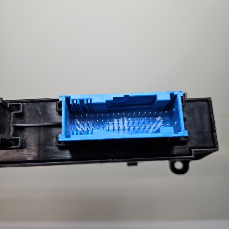 BMW F10 F11 Body Control Module 9384214 OEM