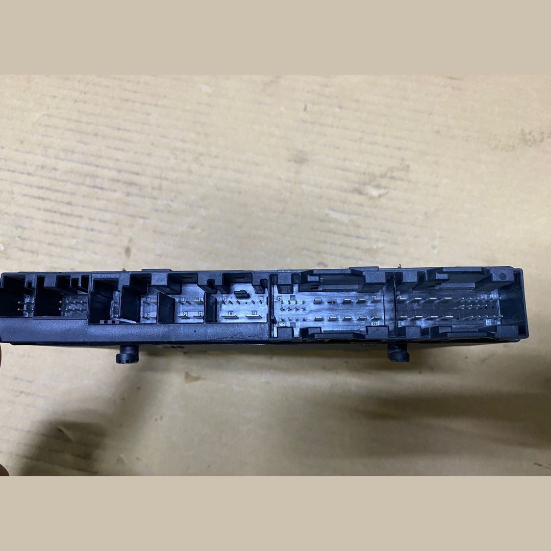 BMW Seat Control Module 9207019 7 Series F01 F02 F03 F04 F10