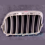 Load image into Gallery viewer, 7210725 7210726 Ornamental  Front Bumper Grill Front L+R  OEM BMW X3 F25