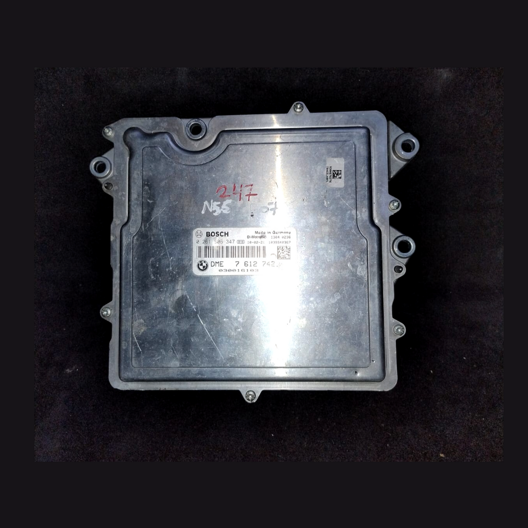BMW 535i 2010 F07 N55 ENGINE CONTROL COMPUTER ECU UNIT ONLY DME 7612742