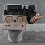 Load image into Gallery viewer, BMW 5 Series F10 F11 Anti lock Braking System DSC Module Hydraulic Unit 6868335