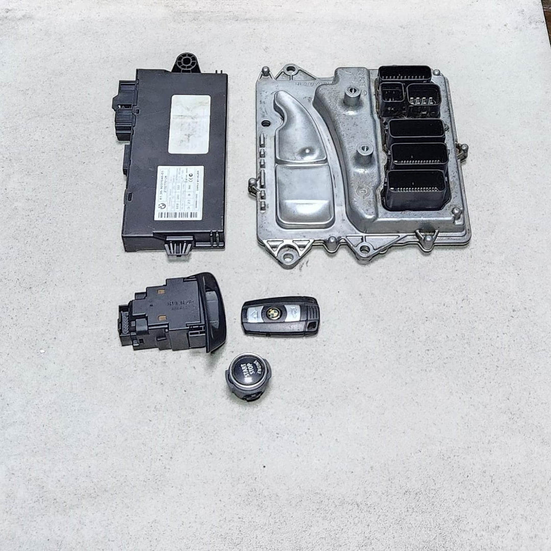 2011-2012 BMW X5 Engine Control Module 8618483 E70 E82 E88 E90 E92 E93 