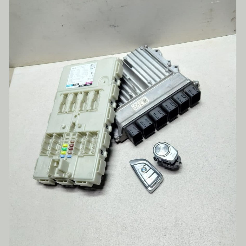 2015 BMW 740Li Engine Control Unit 8661692 740i 740Li G11 G12 OEM