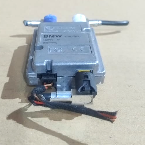 BMW F10  AUDIO AMPLIFIER & BLUETOOTH CTRL ANTENNA MODULES SET 9233592 / 9229740