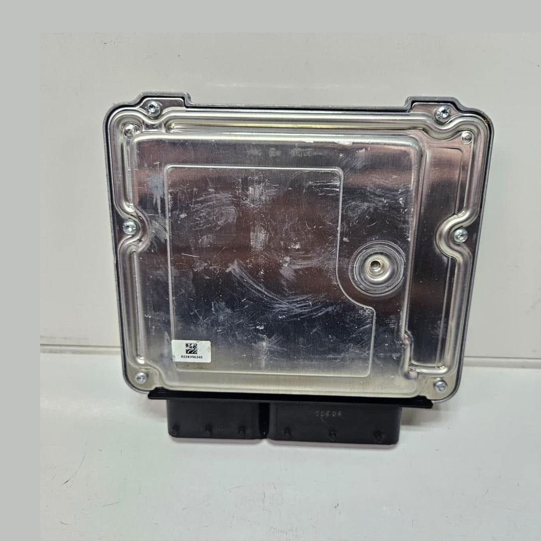 8576344-2014 BMW 4 Series F32 F33 X3 N47 Engine Control Unit DDE Key Set