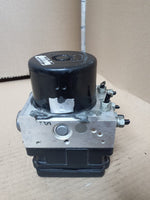Load image into Gallery viewer, 2005-2007 BMW 3 Series E90 E91 E92 E93 330i 335i 330d ABS Pump/Module 6776069