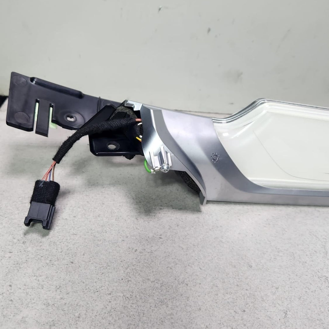 2017 BMW 740Le xDrive Rear Door Led Light Saber 7469542 7 Series G11 G12 M760i