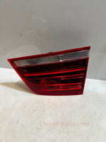 Bild in die Galerieansicht laden, 2011-2017 BMW X3 F25REAR Inner Tail Light Right SIDE 7217310 OEM