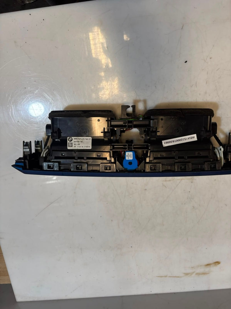 2015-2018 BMW 320i F30 3 Series Center Dashboard Air Vent 9347436 OEM