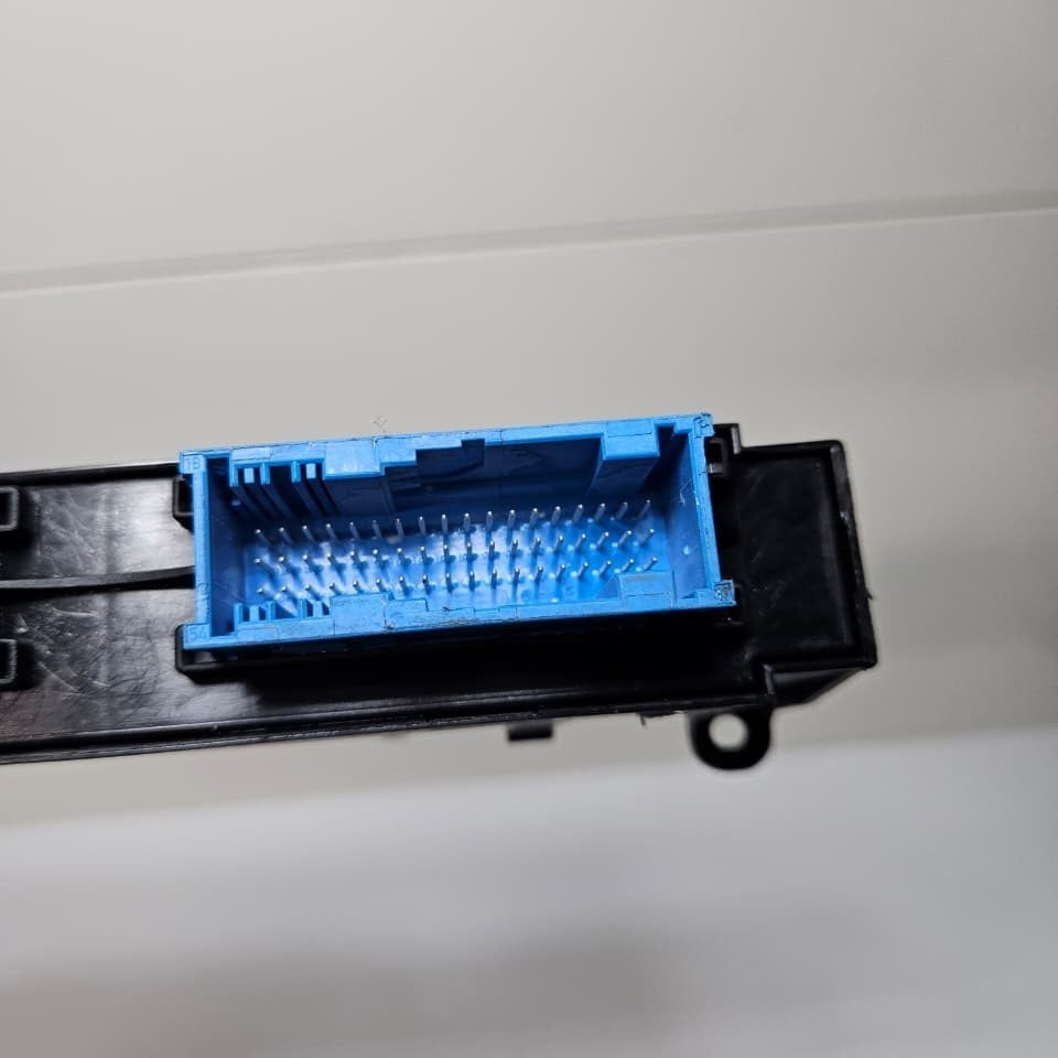 BMW F12 F13 Junction Box for Electronics 9267468 OEM
