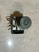 Bild in die Galerieansicht laden, 2016 BMW 528i 5 Series F10 and 6 Series F12 L6 DXC9 Abs Pump 6876908 OEM